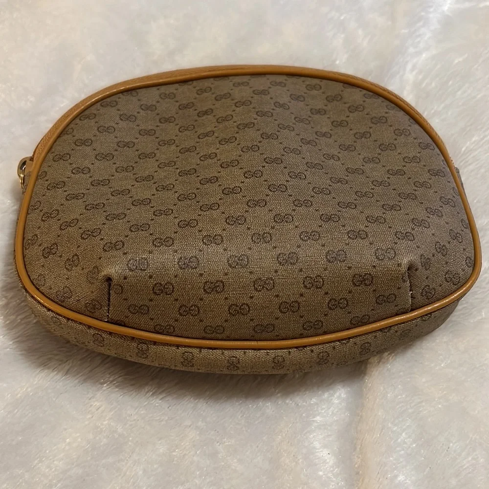 Vintage Gucci monogram leather cosmetic bag